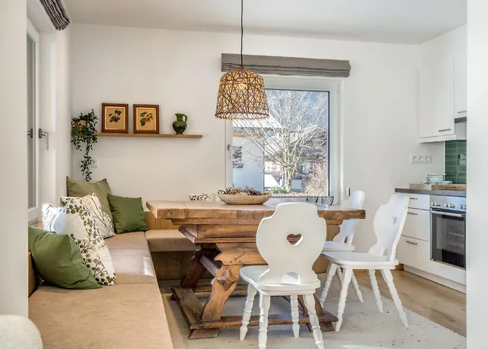 Dorfchalet By We Rent 펜션